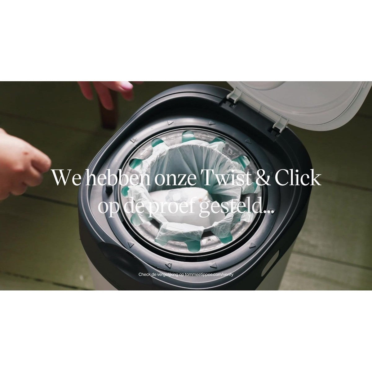 Tweedekans Tommee Tippee Twist & Click luieremmer starterset - 12 navullingen, antibacterieel folie