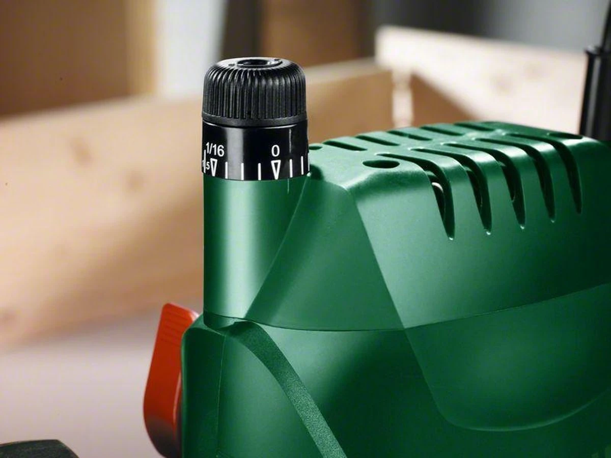 Productbeeld van de fabrikant: Bosch POF 1400 ACE Bovenfrees - 650 W