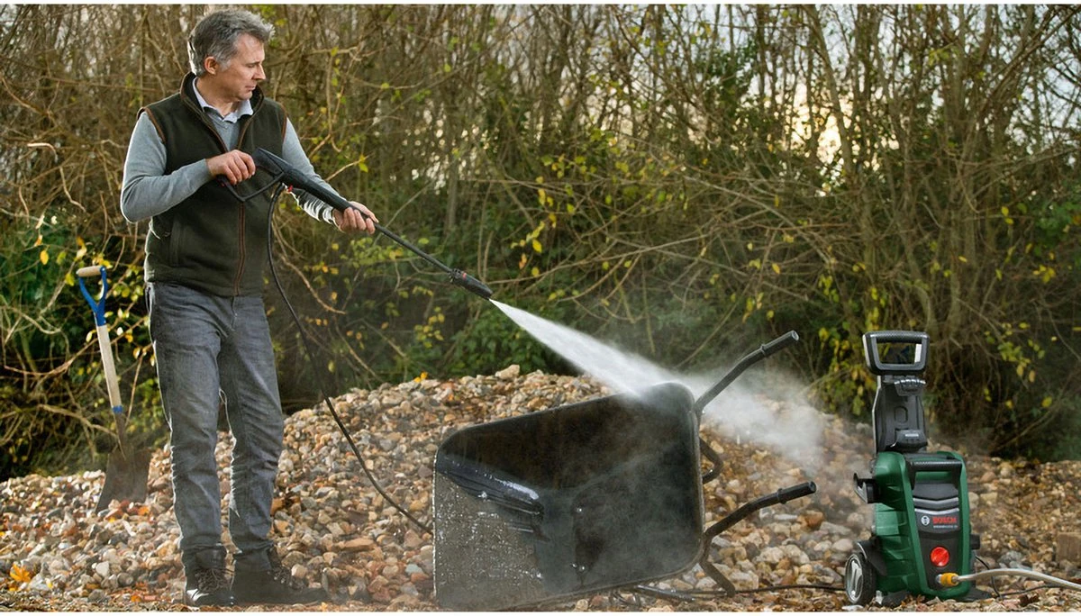 Productbeeld van de fabrikant: Bosch UniversalAquatak 135 hogedrukreiniger | Secondbay