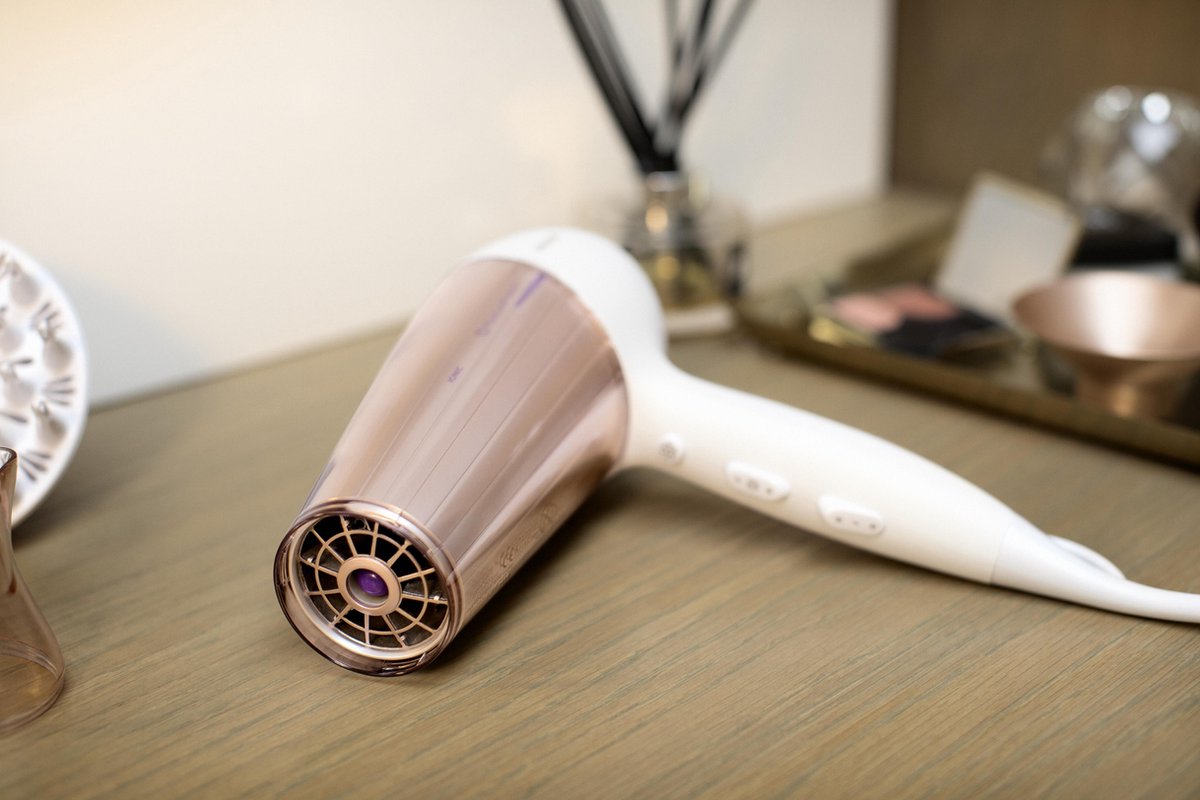 Productbeeld van de fabrikant: Philips Moisture Protect HP8280/00 Föhn | Secondbay