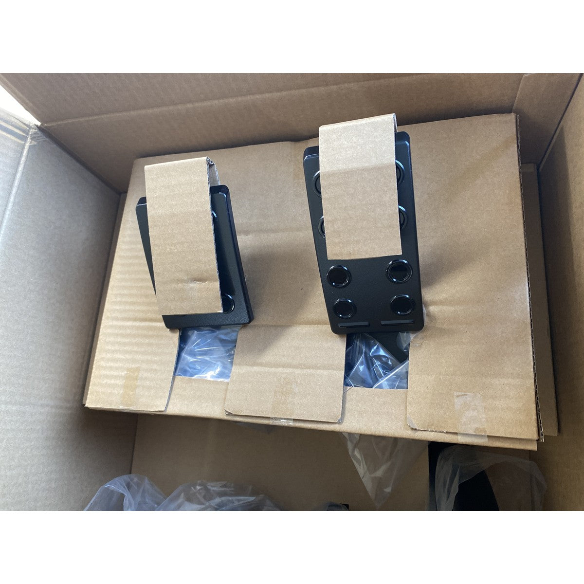 Tweedekans Logitech G Saitek Farming Simulator Controller - Heavy Equipment bundel - PC & Mac - Zwart
