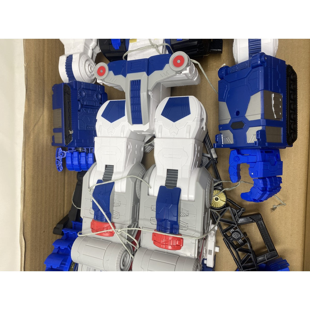 Tweedekans Hasbro Transformers Metroplex 56 cm - Generations Legacy Titan Class | SecondBay