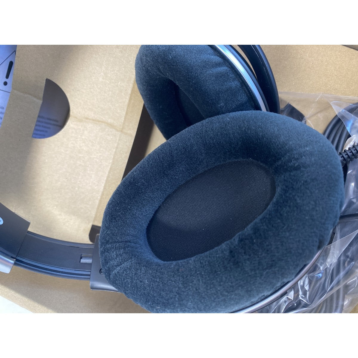 Tweedekans Sennheiser HD 599 Special Edition - Over-ear koptelefoon in zwart | Professioneel gecontroleerd